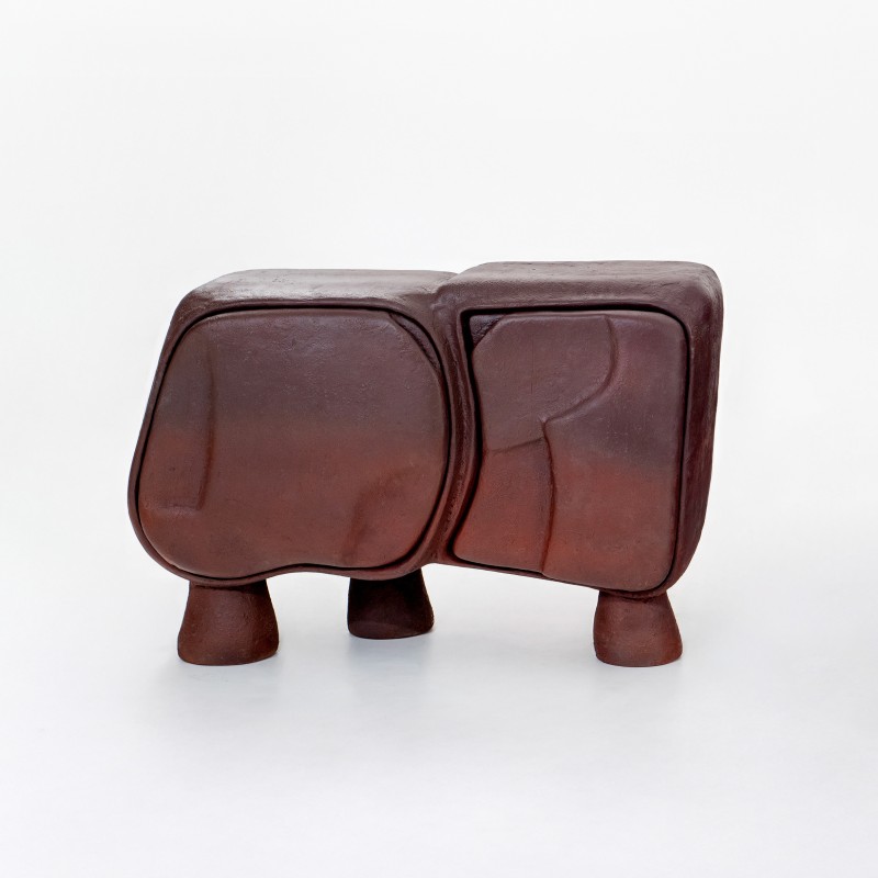 <a href="https://www.galeriegosserez.com/artistes/mohasseb-georges.html">Georges Mohasseb</a> - Rhino - Petit buffet